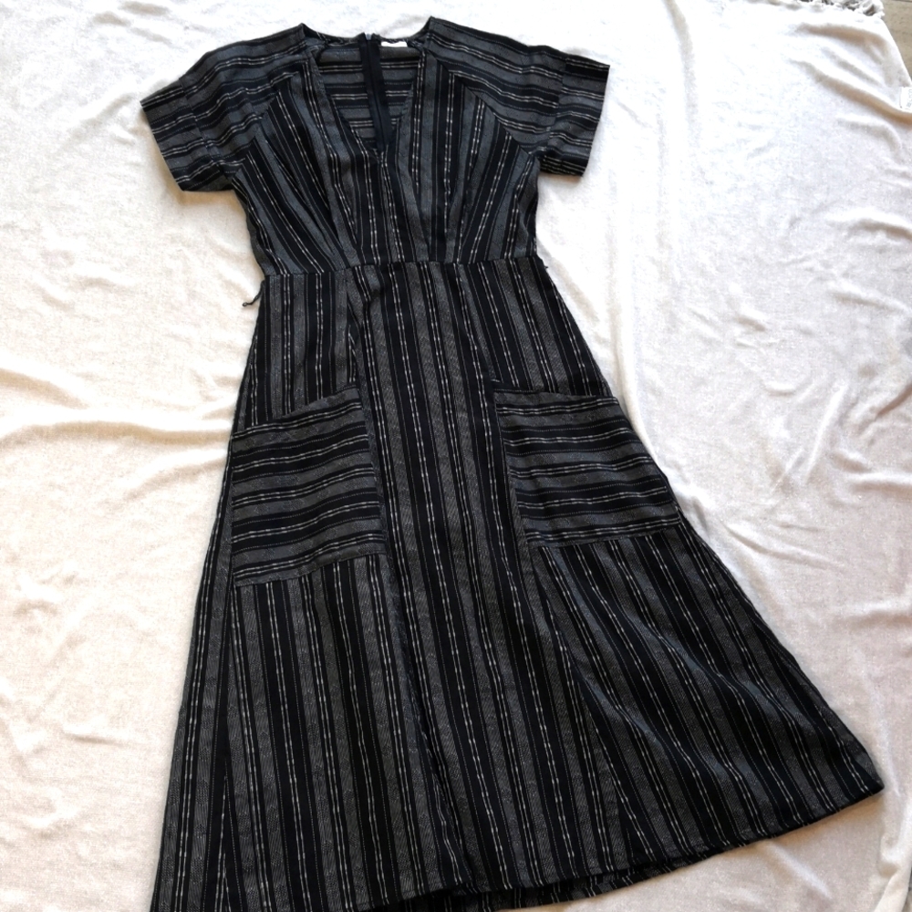 Utility Black White Woven Linen Dress with Pockets